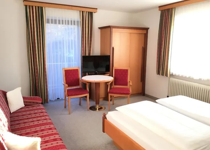 Huber ゲストハウス 3*